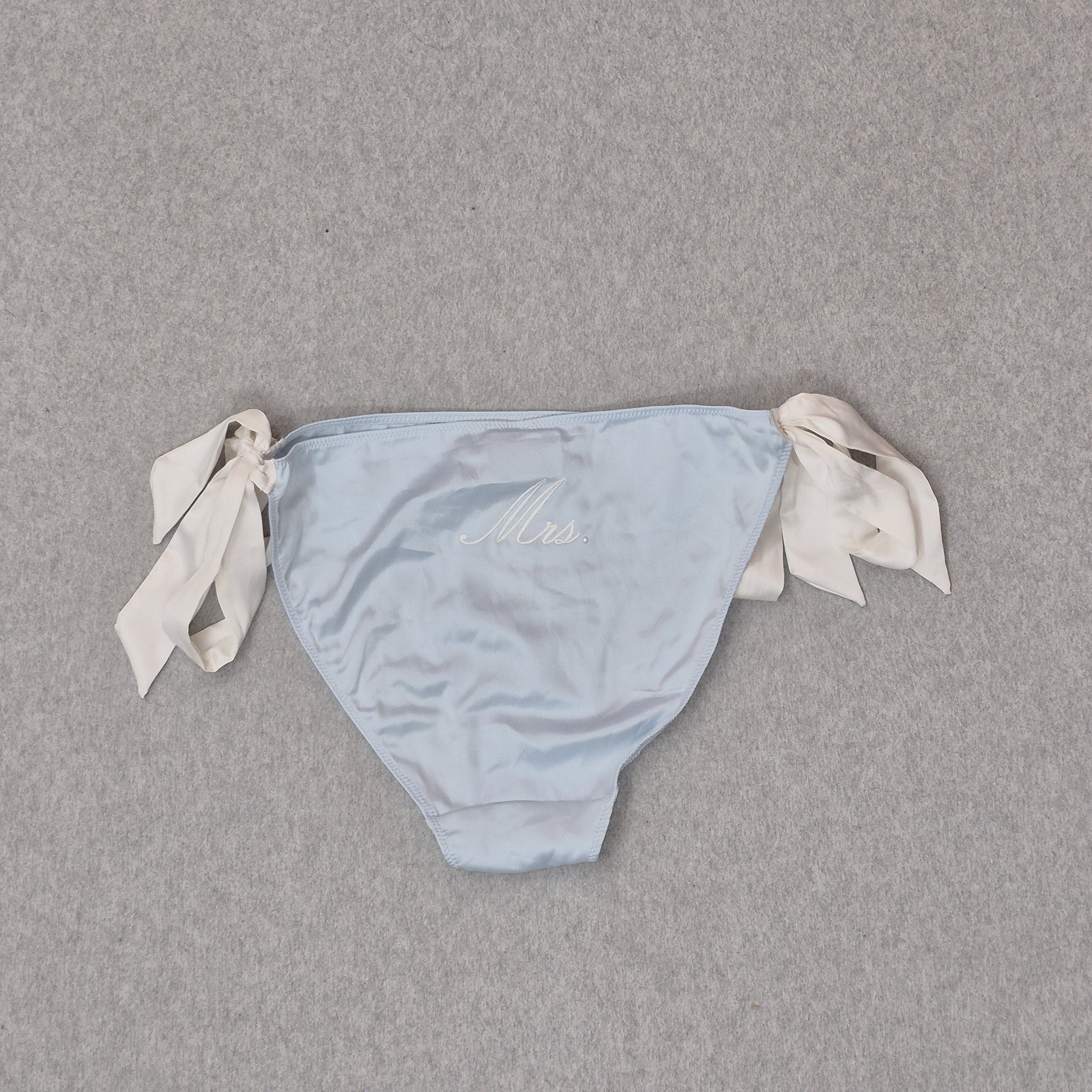 Victoria’s Secret Women Panty Medium Blue Tease CheekyBow Logo Satin NWT
