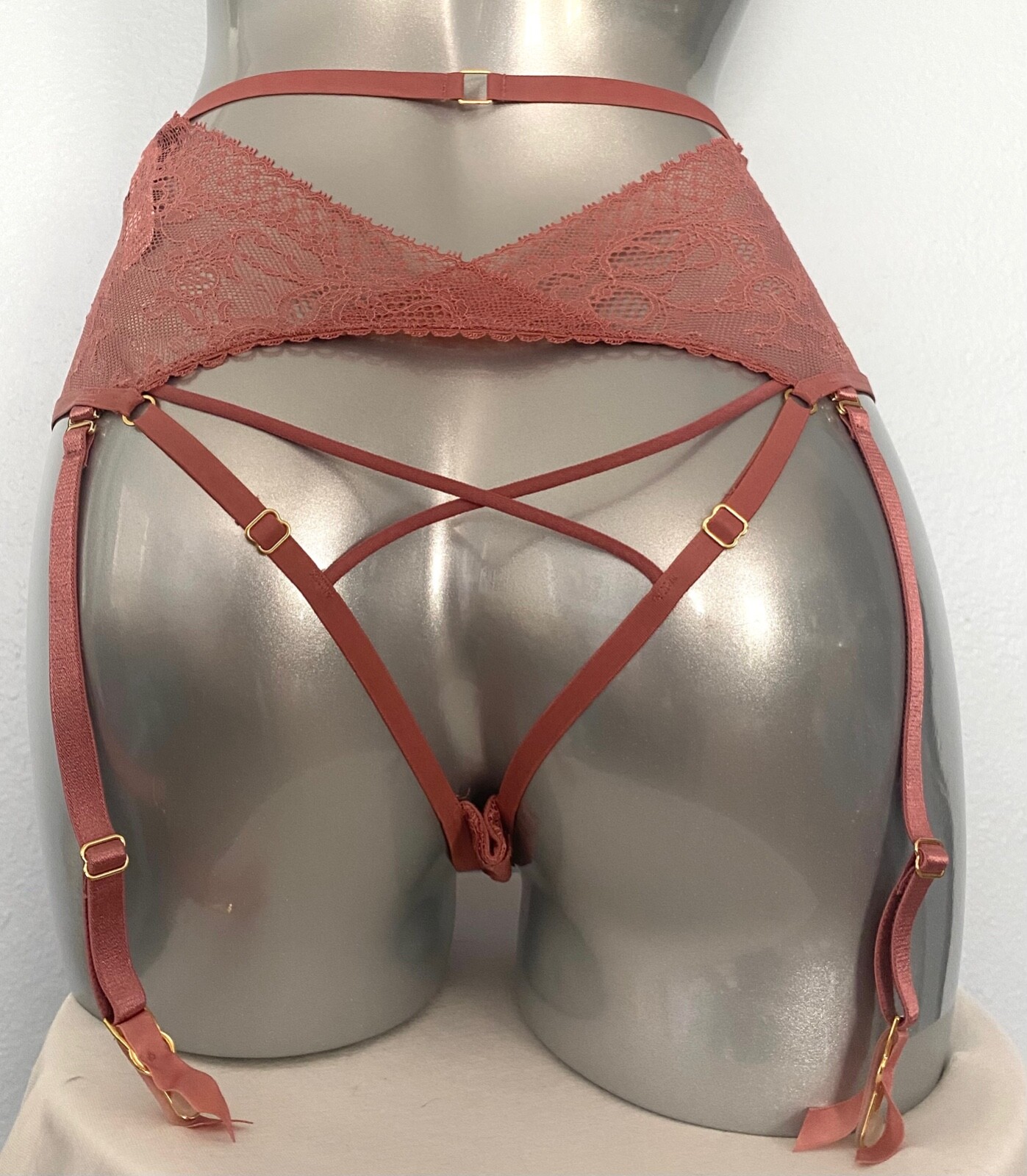 Victoria’s Secret Very Sexy High Waist Open Back Cheeky Garter Strap Panty M