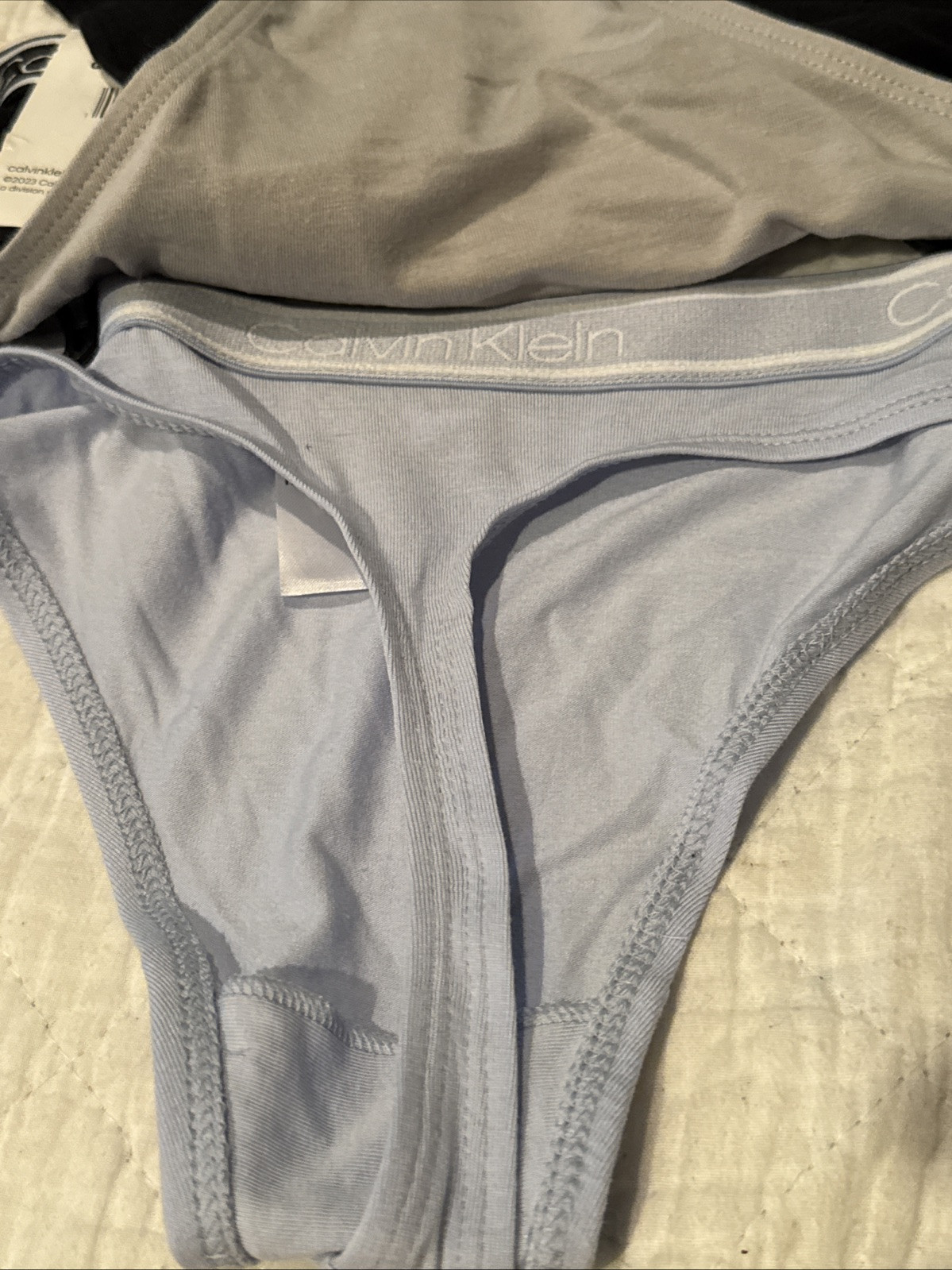 WOMENS SIZE LARGE CALVIN KLEIN THONG UNDERWEAR 3 PAIR BLUE GRAY BLACK