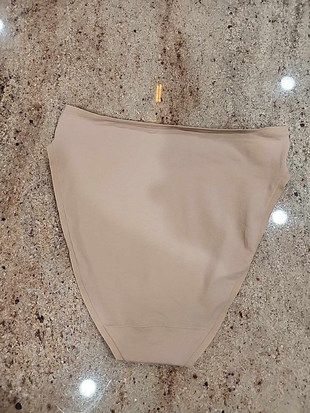 New Women’s NATORI 772346 Cafe Bliss Bare Cotton High Cut Brief Size M