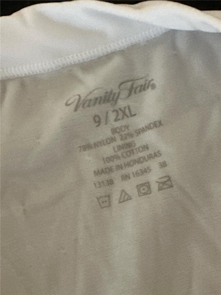 Vanity Fair Body Caress 13138 Silky Smoothing Brief Panty Panties White SZ 9 2XL