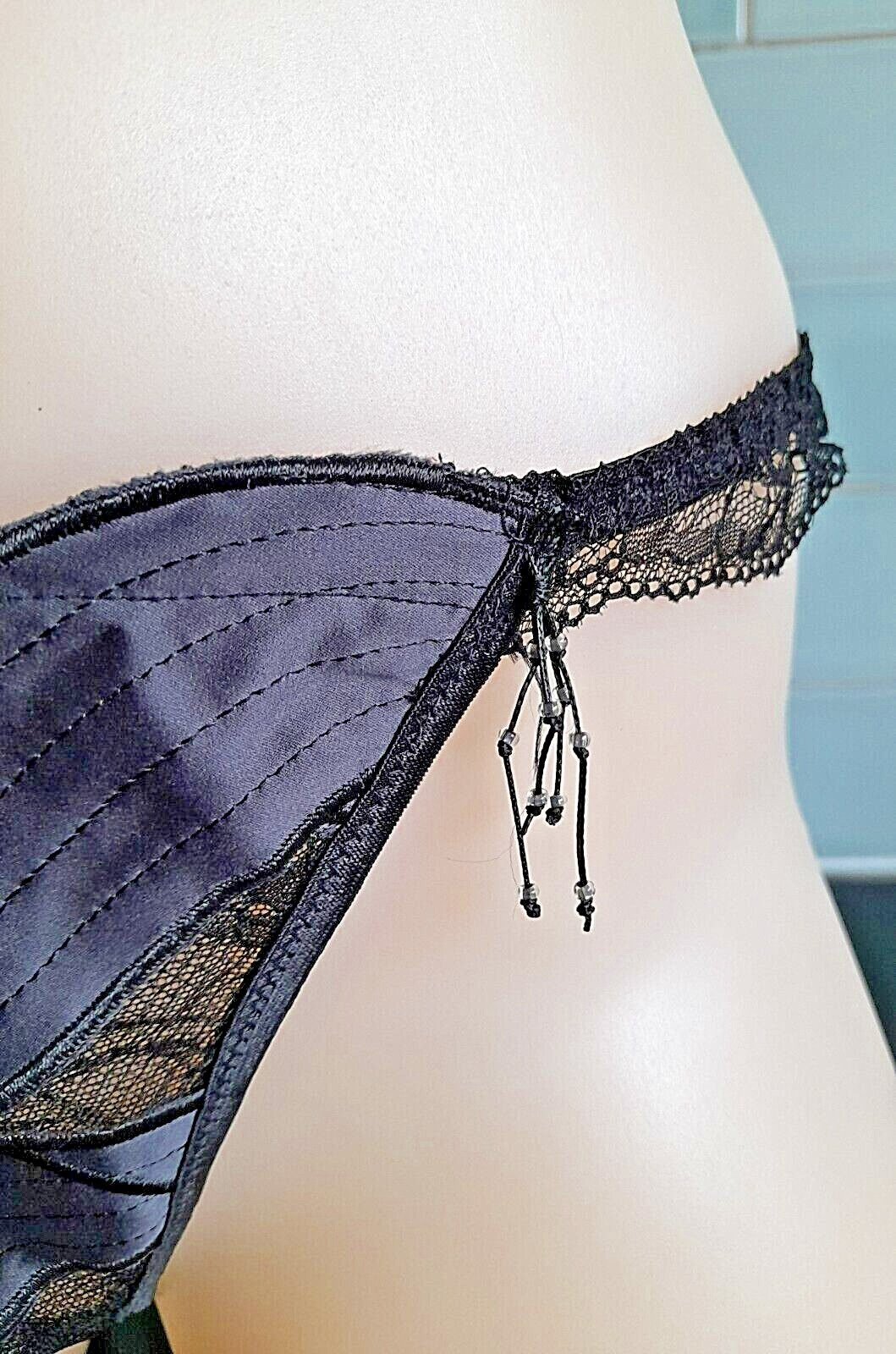 Ravage ACANTHUS Black Satin/Lace/Mesh REDOUTER String Sided Thong