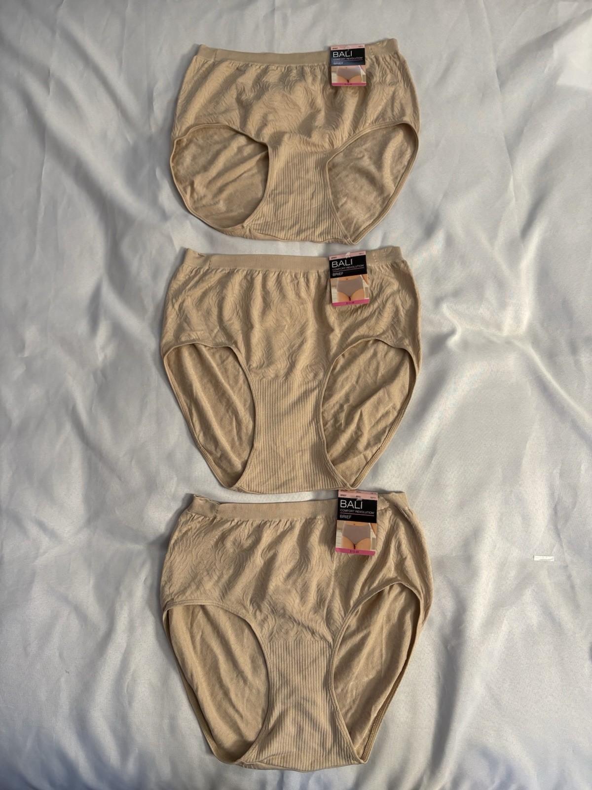 NEW Bali Comfort Revolution Bali Briefs 3 Pair Style 803J Women’s Size 10/11