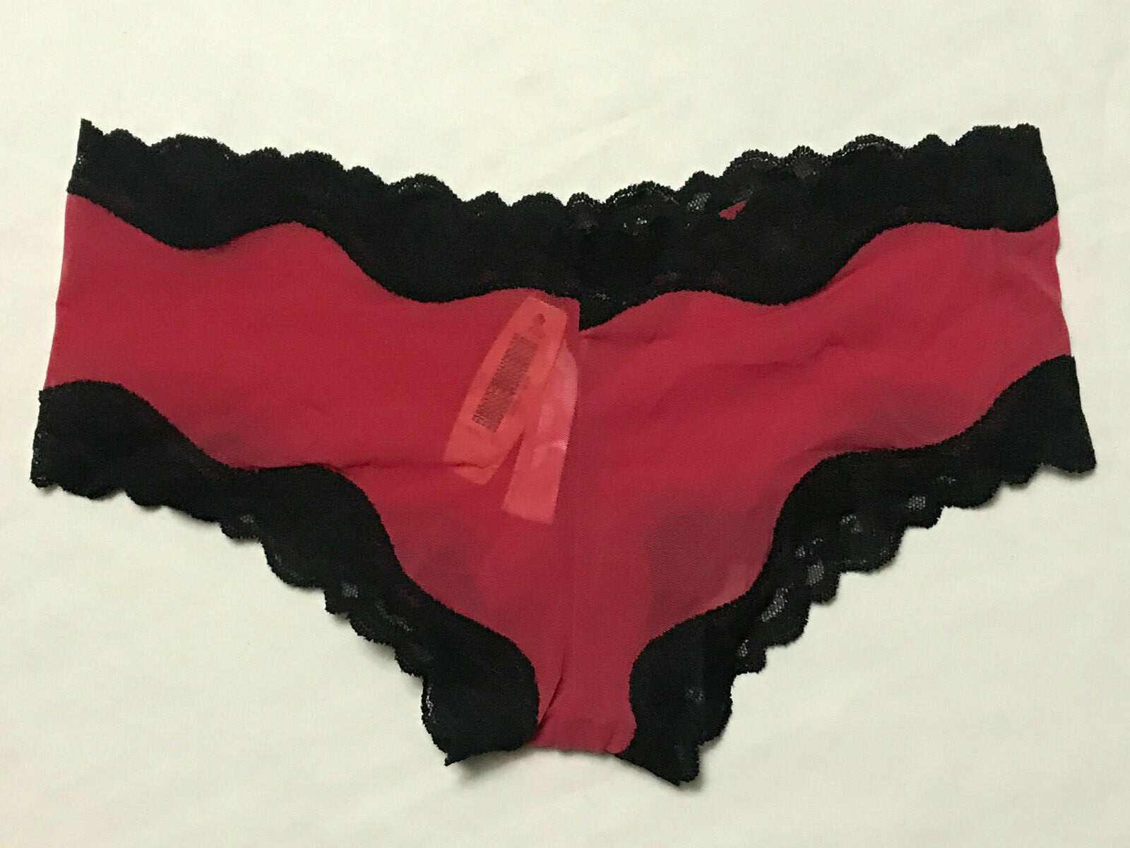 NWT VICTORIA’S SECRET Cheeky Panty Black Lace Size Large Pink Collection