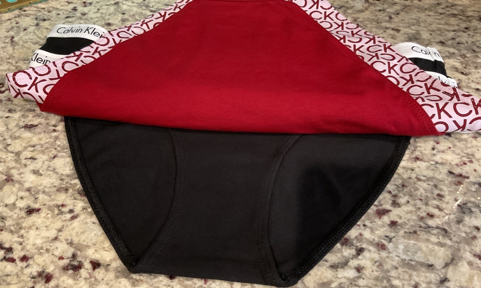 CALVIN KLEIN Women’s Sz M 3 Pack QP1258X-967 Pink CK,Maroon,Black MSRP $33 NWT