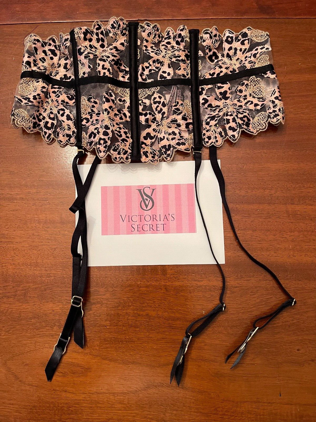 NWT $39.50 VICTORIAS SECRET sexy LEOPARD LACE stocking GARTERS Womens M M/M