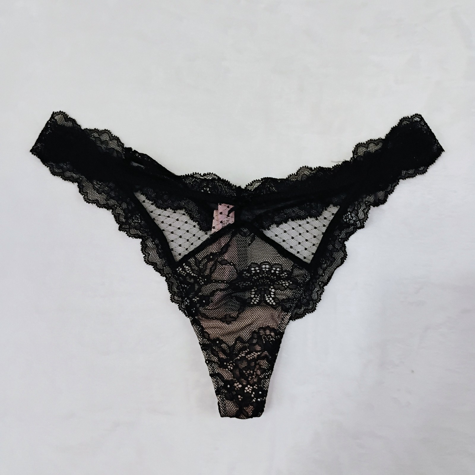 Victoria’s Secret Dream Angel Women’s Black Mesh Floral Lace Thong Bow M