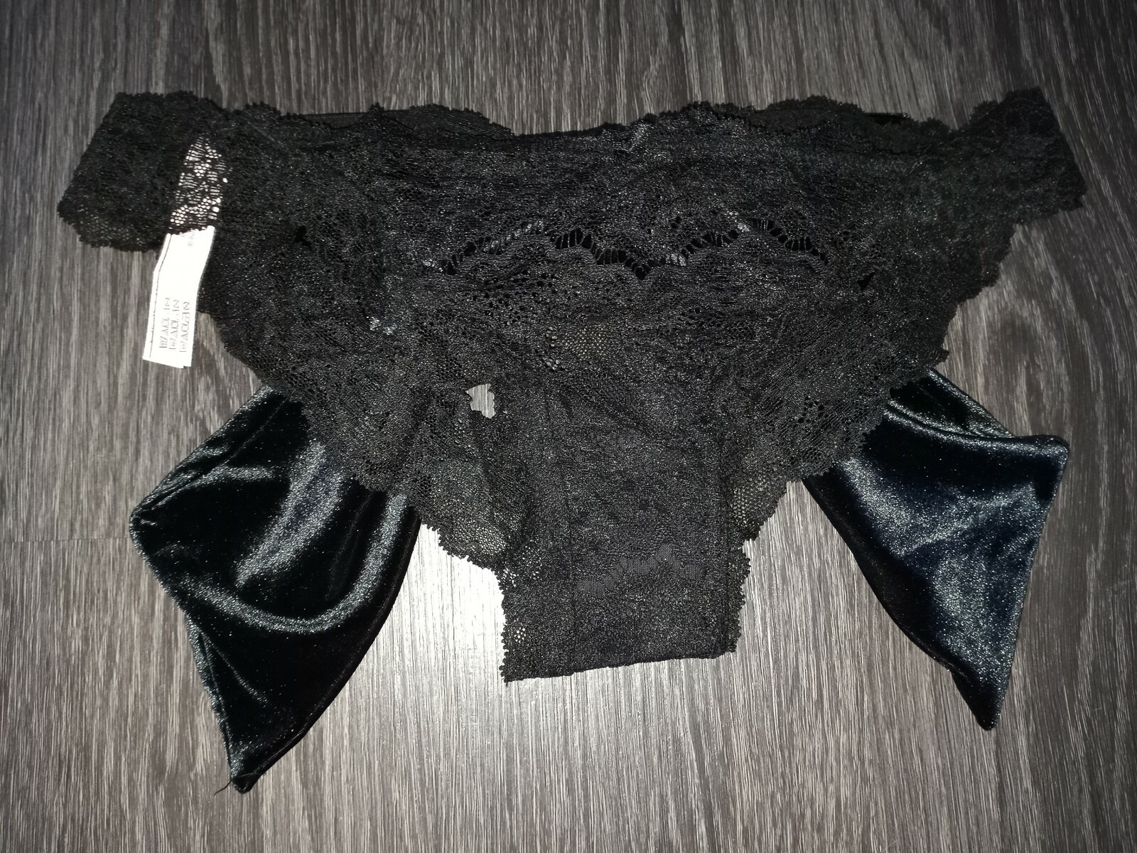 Vs dream angel velvet bow back cheekini Panty BRAND NEW SIZE large black