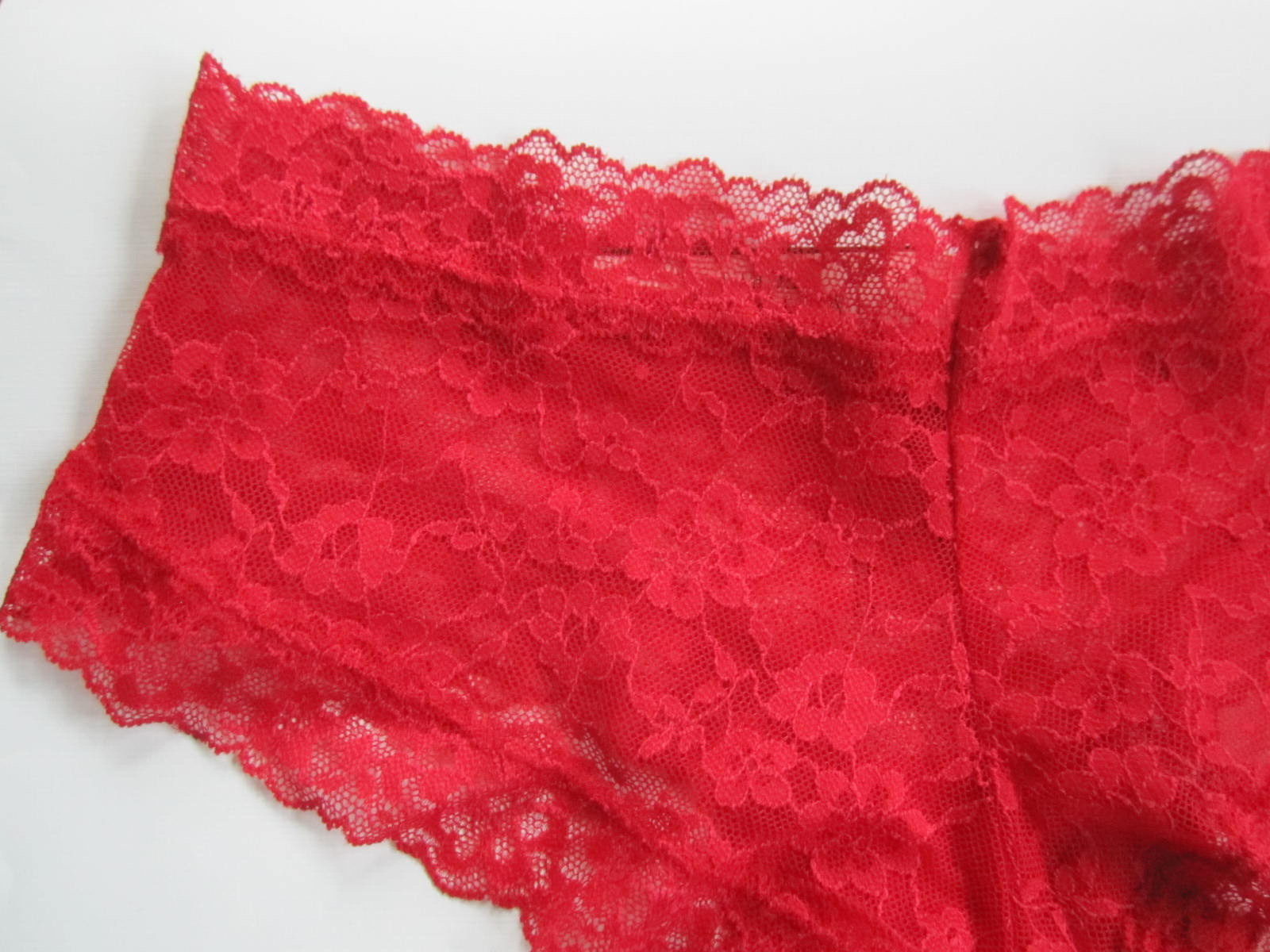 New w Tags Victoria’s Secret The Lacie Cheeky Hiphugger – Lipstick Red – Small