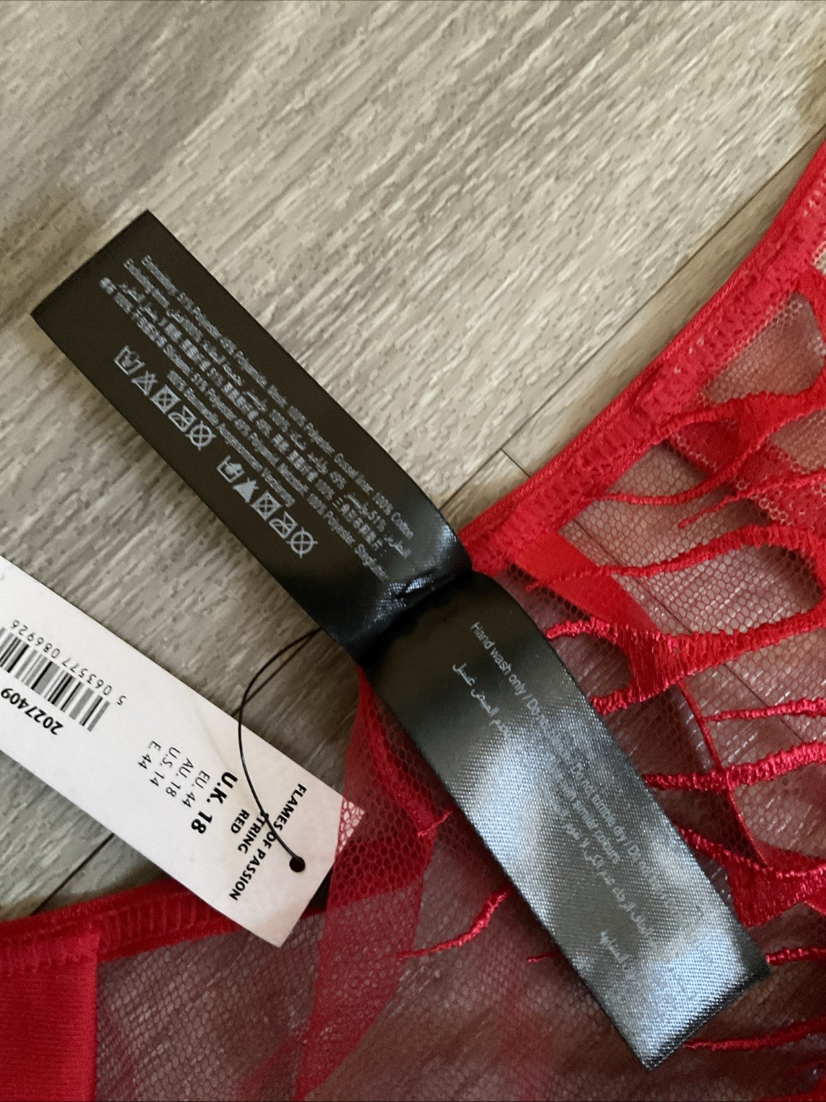 Ann Summers – FLAMES OF PASSION – String Size 18 – New With Tags