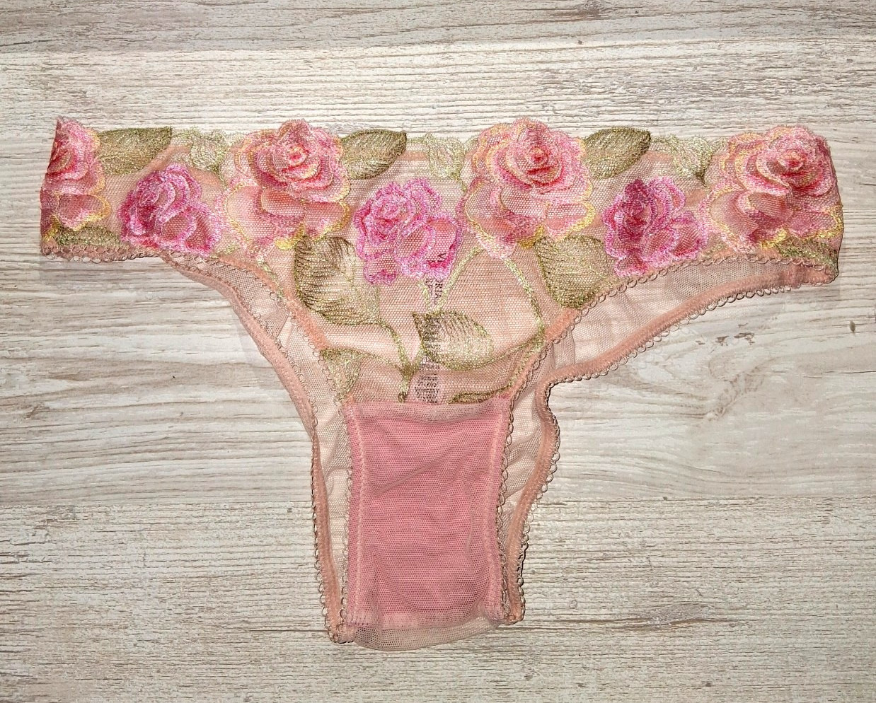 Victoria’s Secret High Leg Brazilian Panty Size XS Light Pink Roses Embroidered