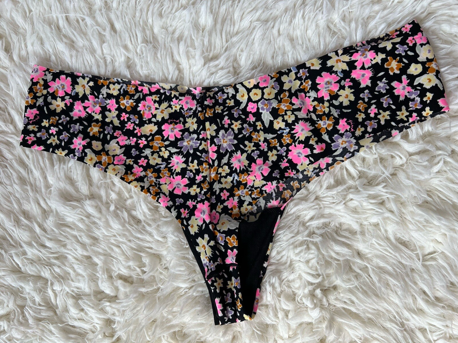 Victoria Secret PINK Ribbed Cotton Thong – You Pick Panty – L/G