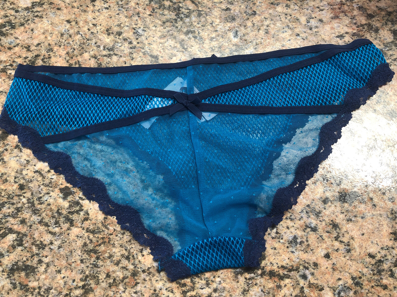 Victoria’s Secret Dream Angels Cheekini/tanga Cheekini Large NWT