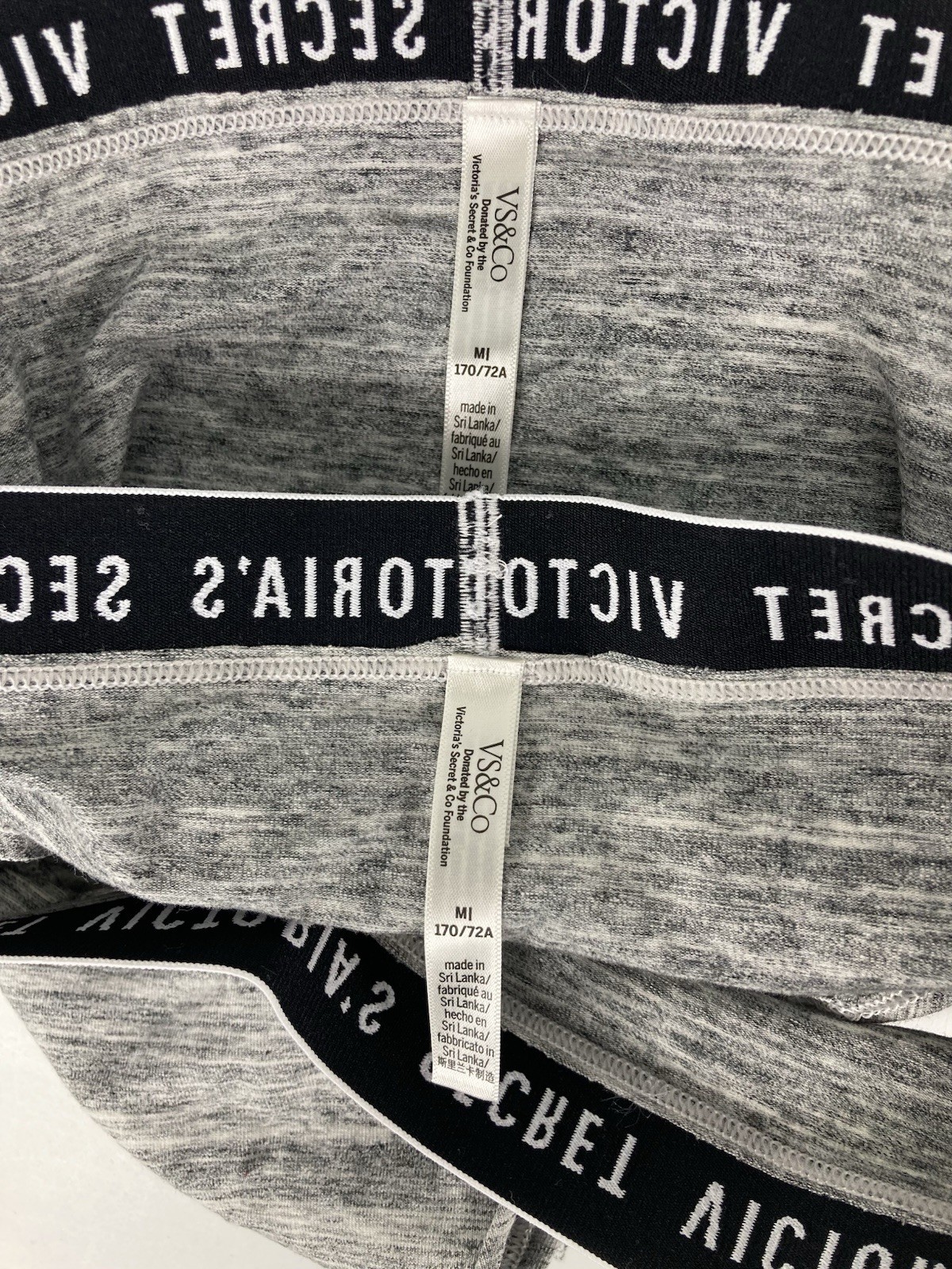 Victoria’s Secret Gray Hiphugger Hipster Panties Size Medium 170/72A Lot of 2