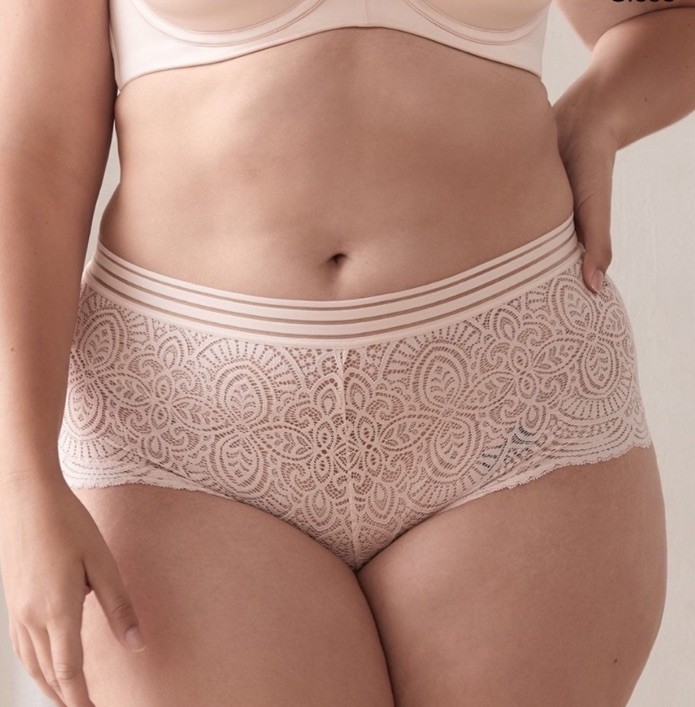 ASHLEY GRAHAM Lace Boyshort Panties NWT