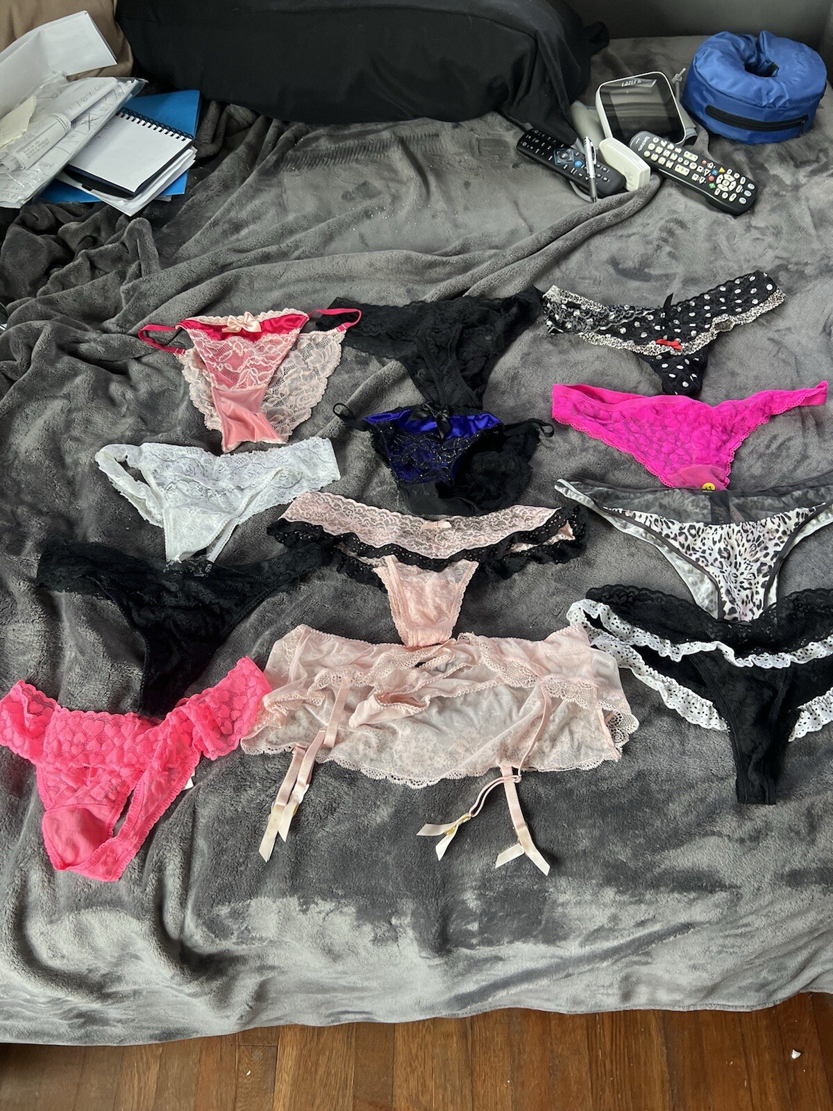 Victoria’s Secret Lacey Sexy Thong Panties Lot Of 12 MEDIUM #505