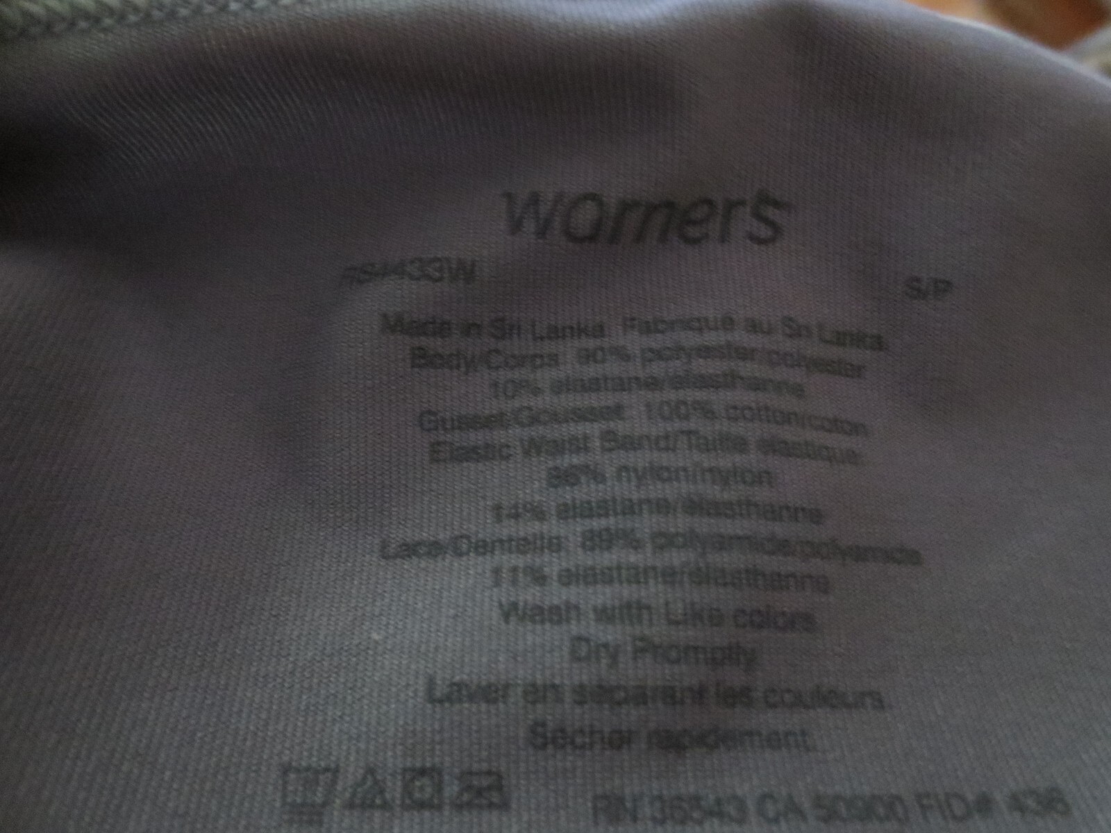 Women’s Warner’s 2 Pair Gray/Black Brief Panties Size S/P NWOT