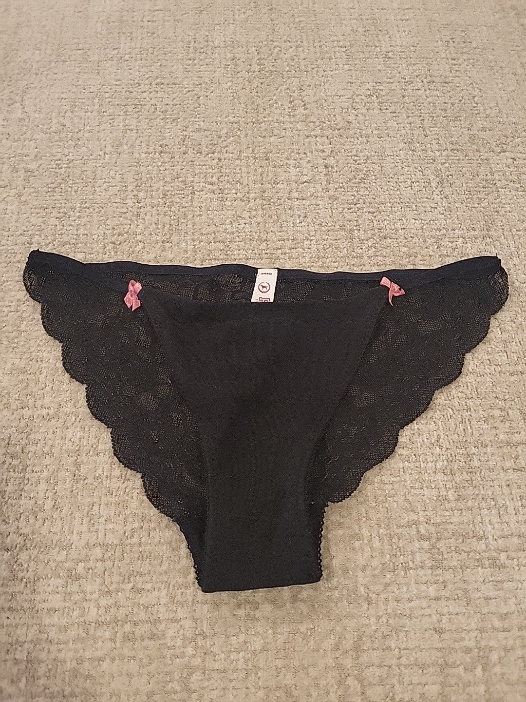 Victoria’s Secret PINK 2011 Lace Back Low Rise String Bikini Black Womens Medium