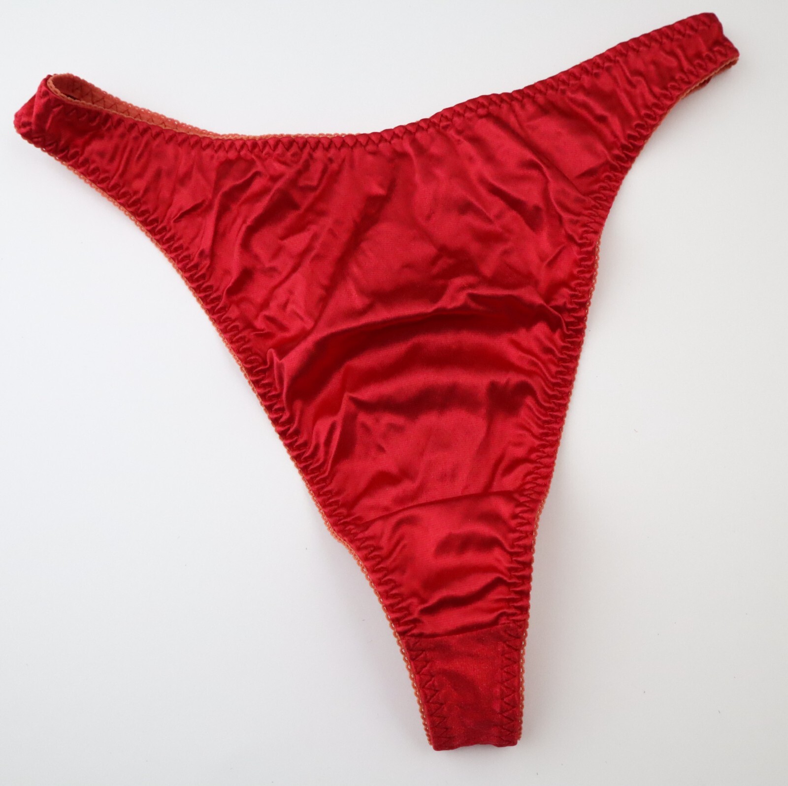 NEW Victoria’s Secret VTG Y2K-90s Miracle Satin Thong Panty MEDIUM