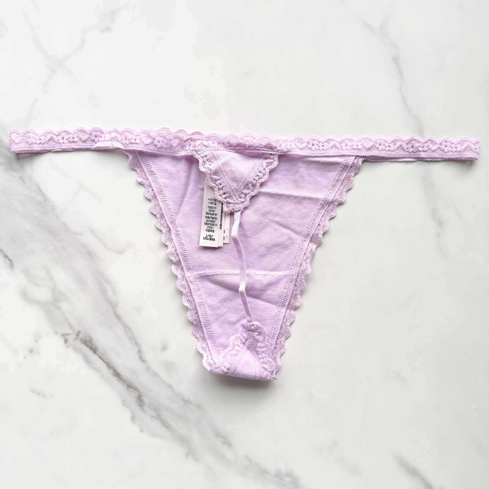 Victoria’s Secret The Lacie Lace-Trim Smooth V-String Panty Violet Sugar L/XL