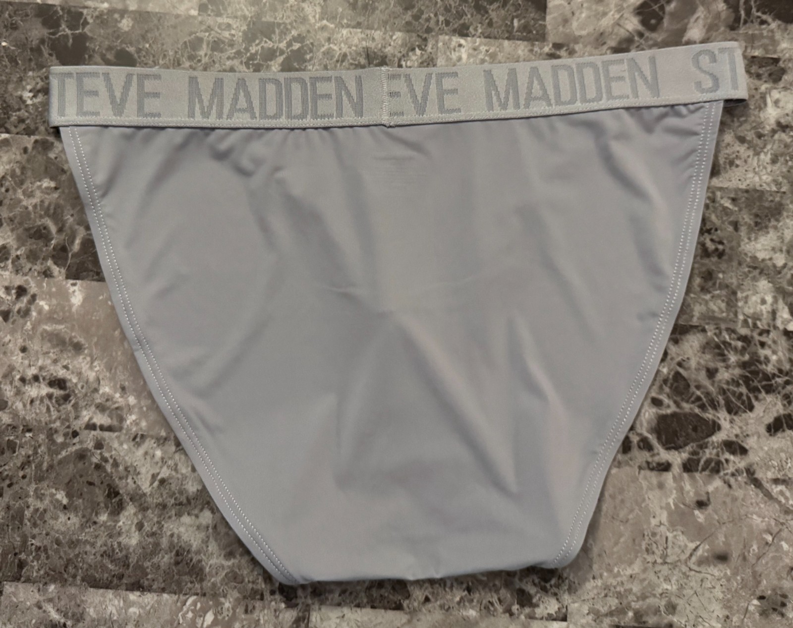 NWOT STEVE MADDEN L XL LIGHT GRAY SMOOTH THICK LOGO WAISTBAND BIKINI PANTIES