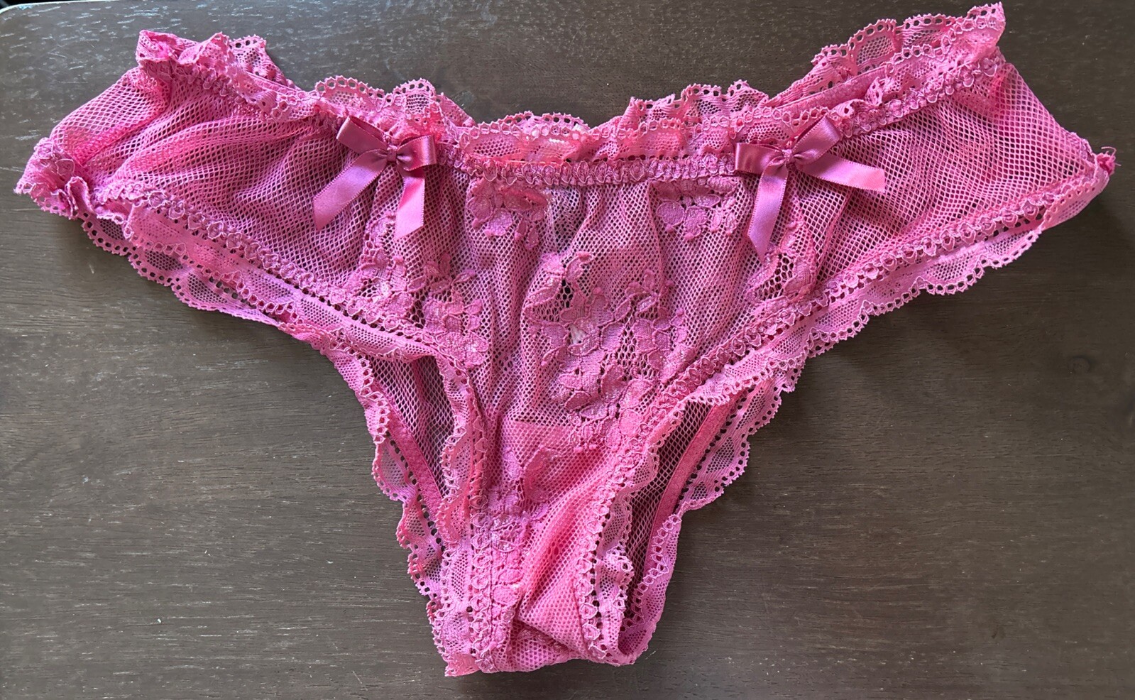 Vtg VICTORIA SECRET SEXY LITTLE THINGS PINK MESH RARE PANTIES Bows Frilly Lace M