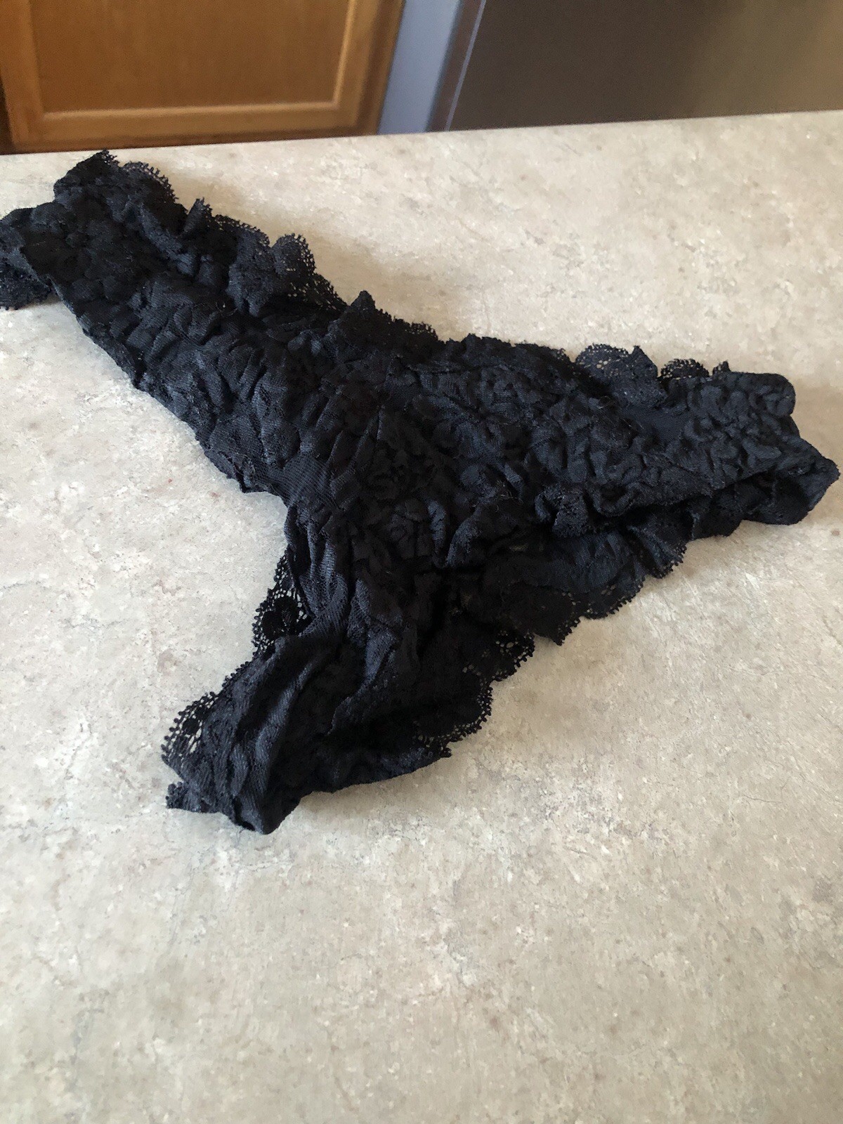 Womens Victorias Secret Sexy Little Things Lace Thong Panties Size L NWOT 2007