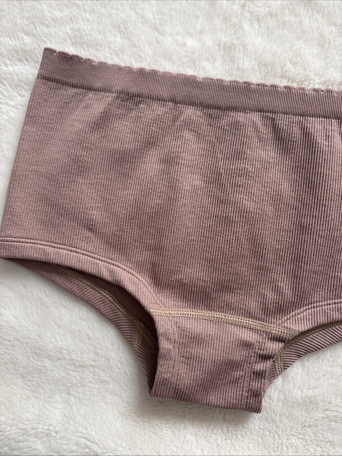 Out From Under Urban Outfitters Underwear Ribbed Seamless Boyshort Brown Small S