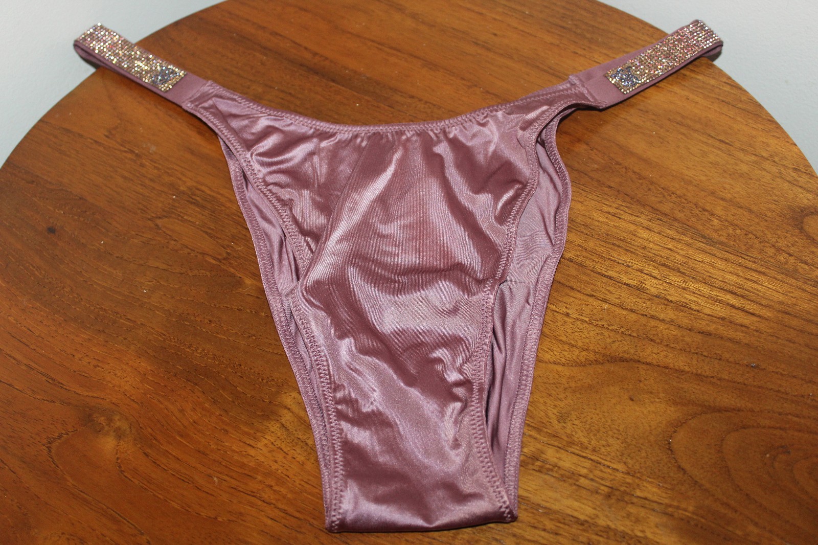 VICTORIA’S SECRET VERY SEXY BRAZILIAN SATIN RHINESTONE STRAP PURPLE VAPOR SIZ XL