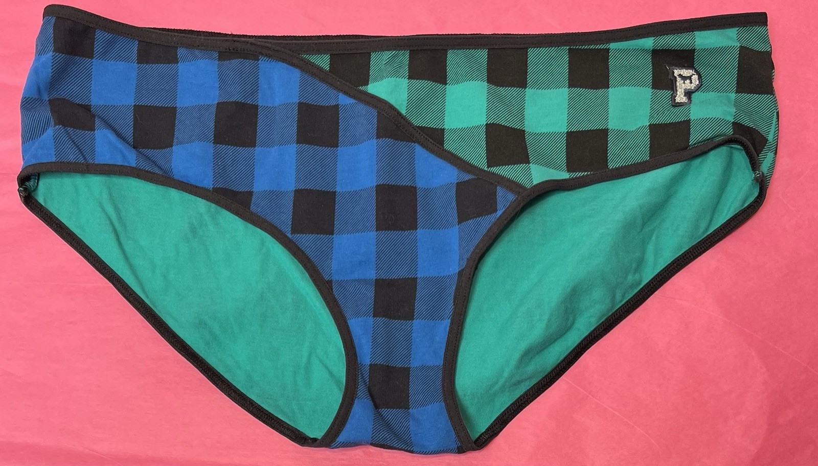 Victoria’s Secret PINK Extra Low Rise Hipster Size LARGE Buffalo Check Dog