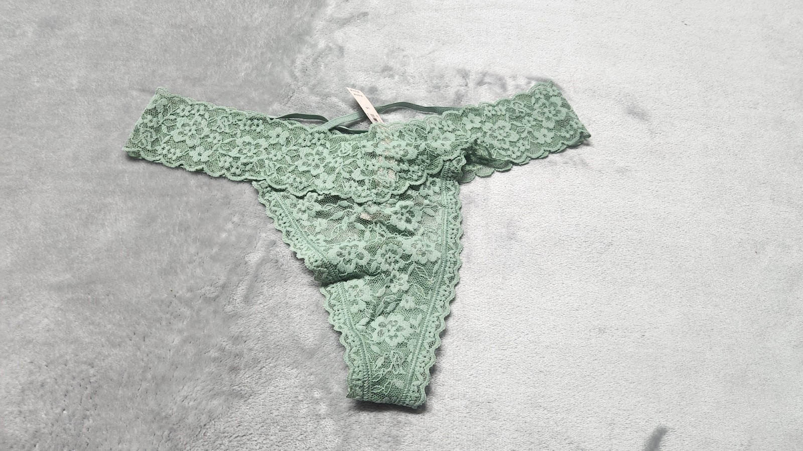 Victoria’s Secret Women’s Large Seasalt Green Lace-Up Lace Thong Panty NWT