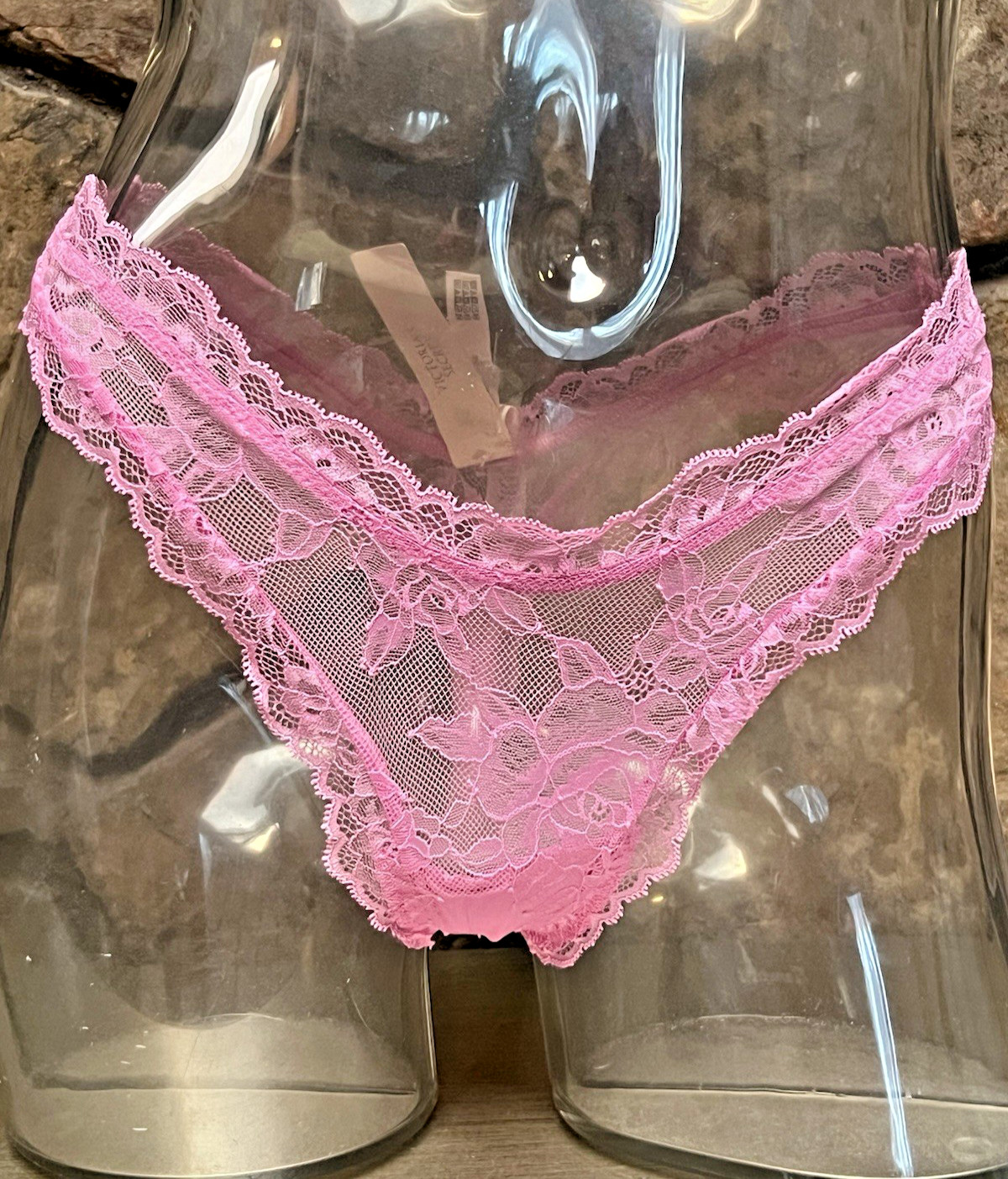 Victoria’s Secret Rose Lace High Leg THONG Panty Sz M Playful Rose NWT$18.95