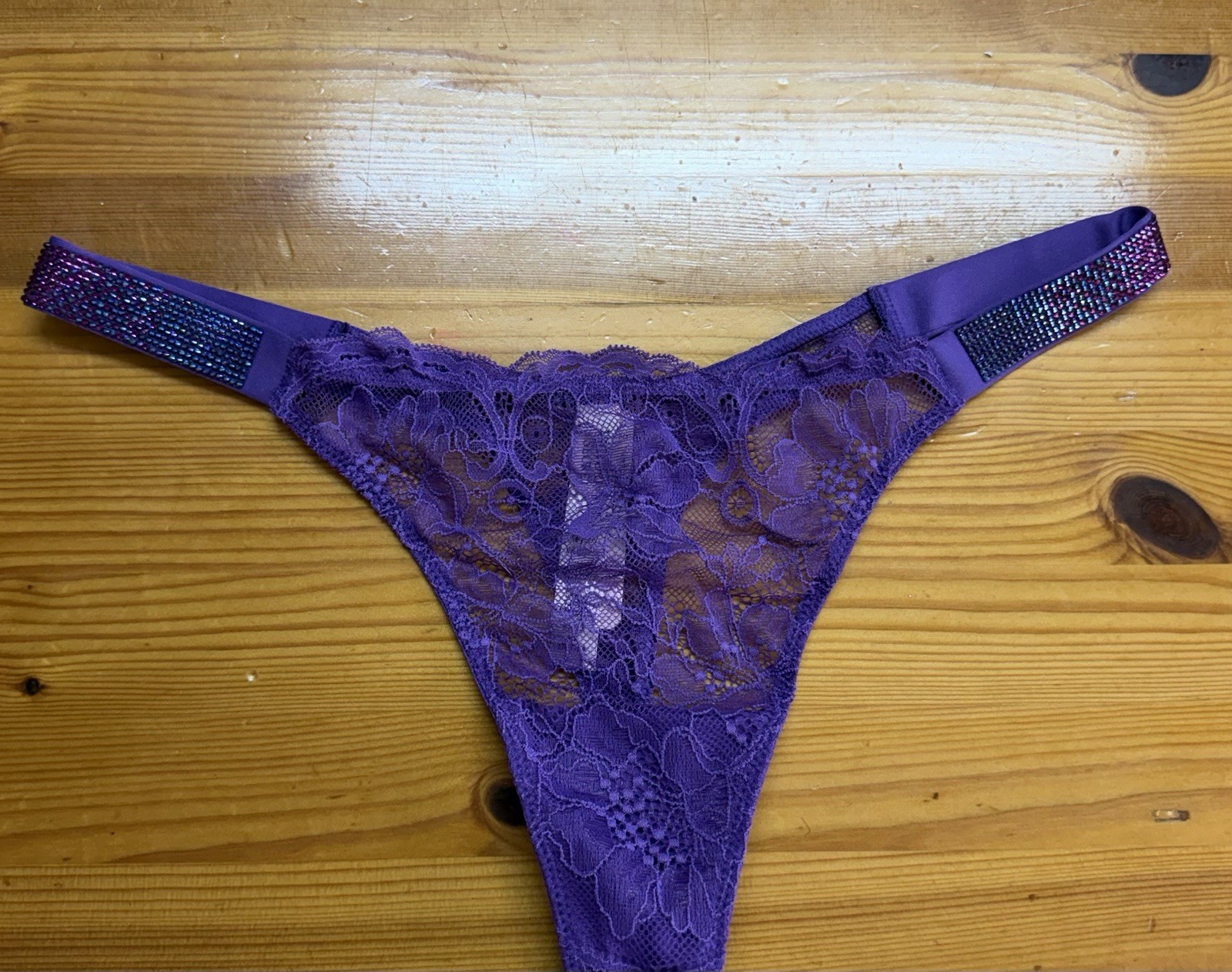 Victorias secret Purple Lace Women’s Thong iridescent bling sides medium NWT