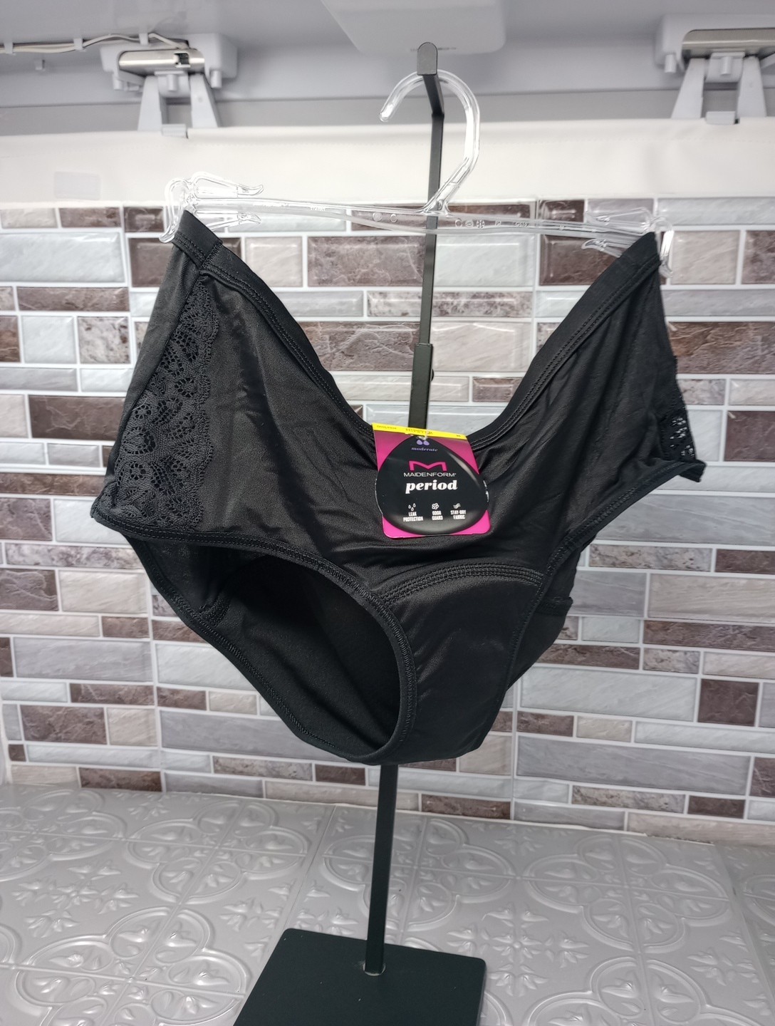 Maidenform DMLBSM Period Panty 3 Pair Women’s M Black Hipster NWT