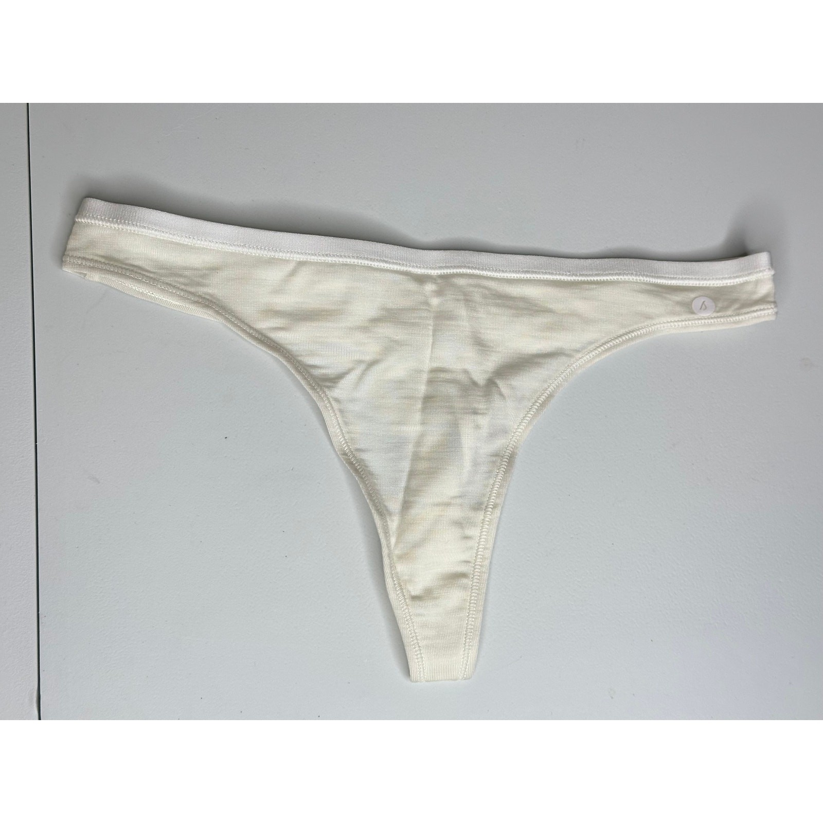 New Allbirds Trino Thong Panty White XS Rare Discontinued Merino Tree Blend