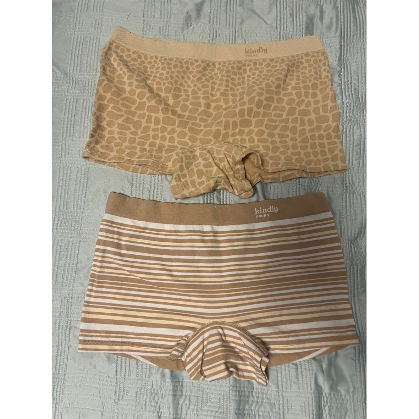Kindly Yours Women’s Beige/White Patterned Boyshort Panties 2-Pack NWOT