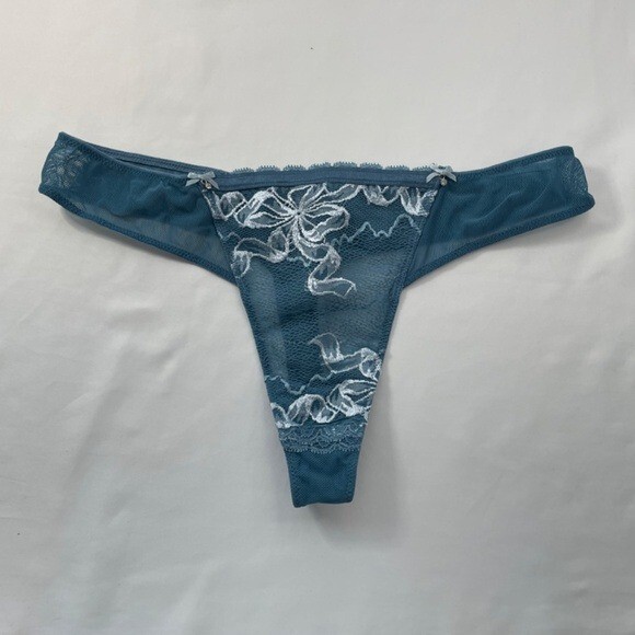 Victoria’s Secret Panties L Thong Teal Embroidered Lace Rhinestones Vintage 2006