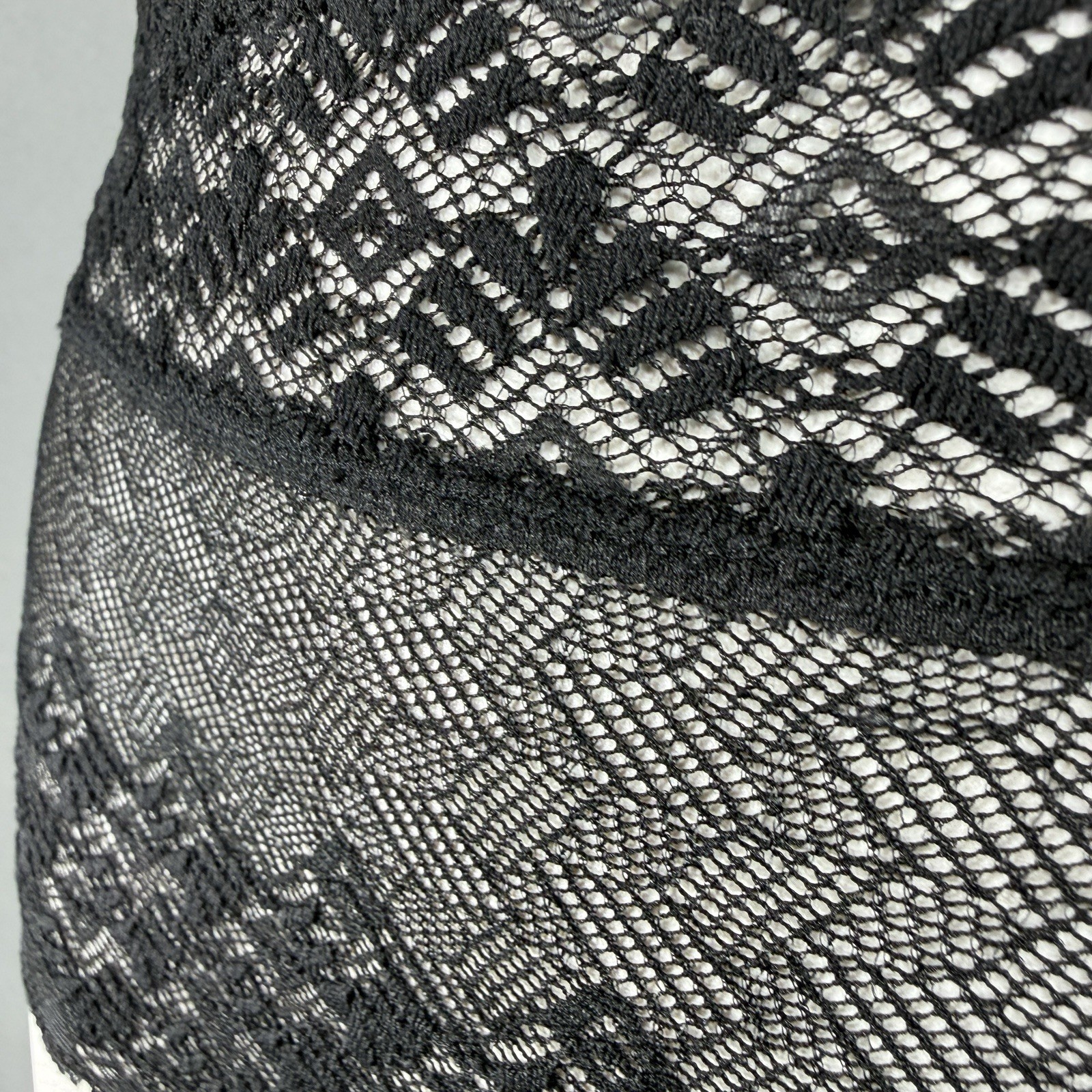 NEW B.Tempt’d Net Perfection Tanga Thong Womens M 6 Hi-Waist Lace Mesh Sexy