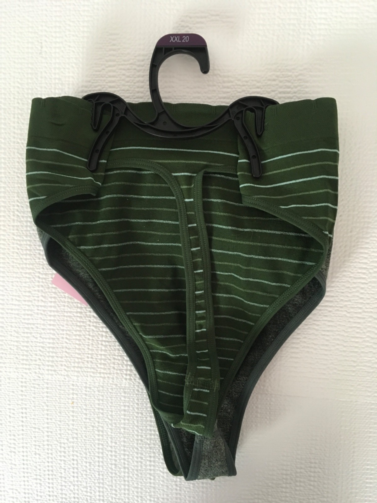 Kindly Yours Seamless Thongs 3 Pack Women Size XXL 20 Green Gray New with Tags