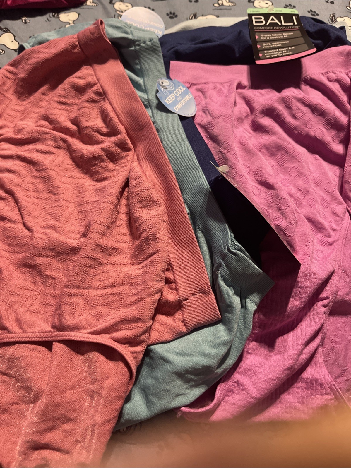 6 NWT Bali Women’s 8/9 Comfort Revolution Panties Underwear BRIEFS