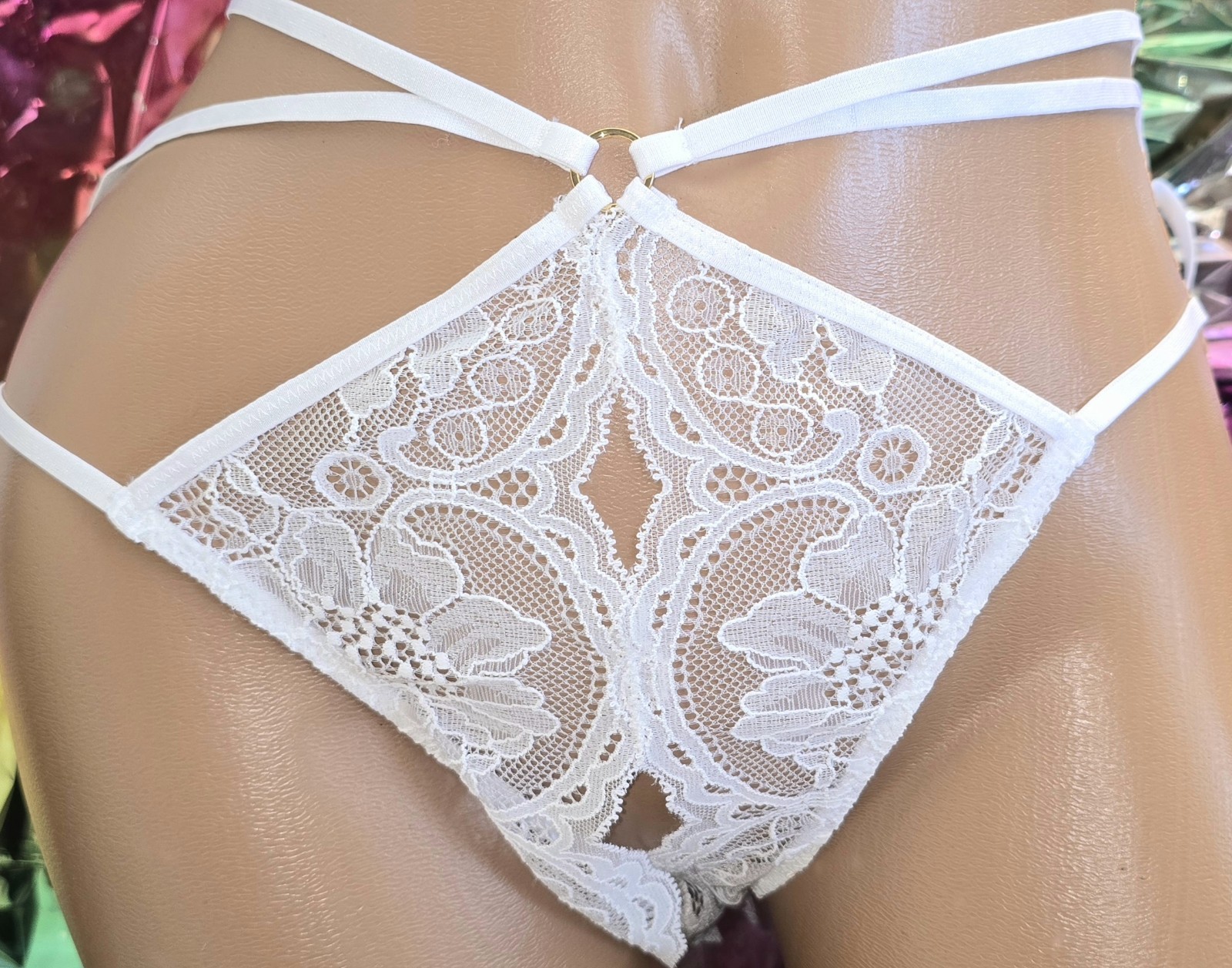 Victorias secret XL Luxe Embroidered ❤️ Open Crotch Ivory Lace Strappy Panty