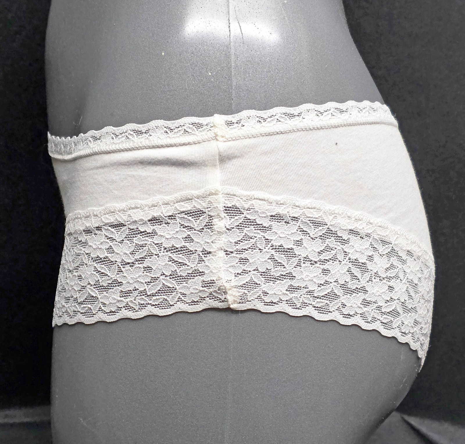 Ex Victoria’s Secret Knickers White Contrast Lace Trim Size 12/14 Medium B3R74