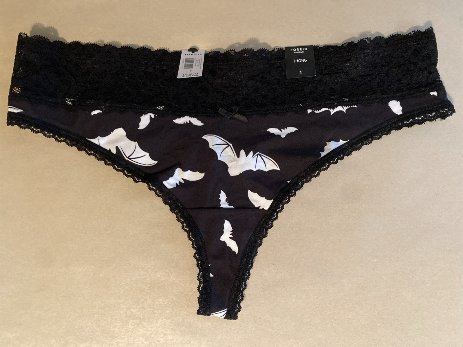 Torrid Thong Cotton Mid Rise Lace Trim Panty Stormy Bats Size 1 – 1X – 14/16