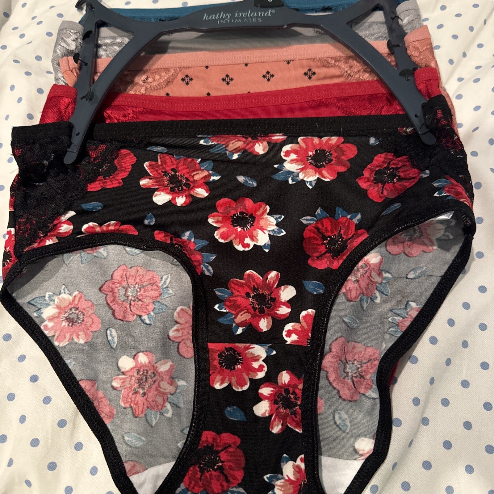 Women’s Underwear 5 Pair Kathy Ireland Everyday Comfort Panties Briefs Small