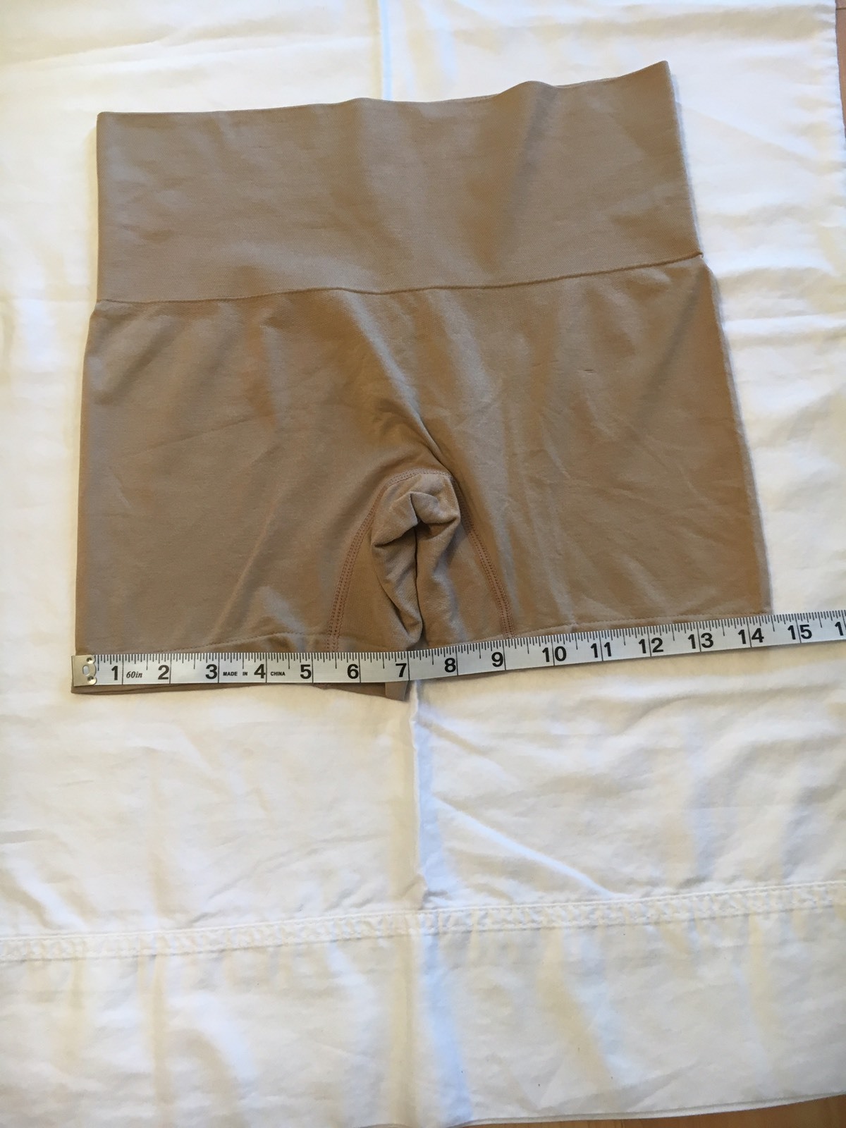 NWOT HSN Yummie Seamless H. Thomson Brief Boy Shorts – Tan – Size L/XL