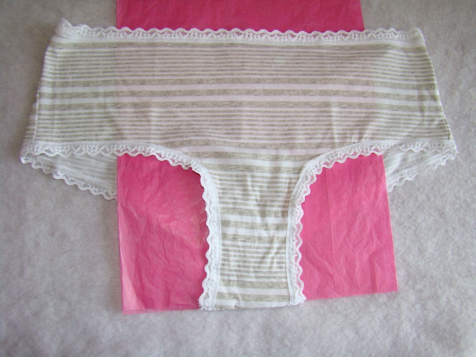 New Victoria’s Secret White Gray Strips Cotton White Lace Trim Cheeky Panty
