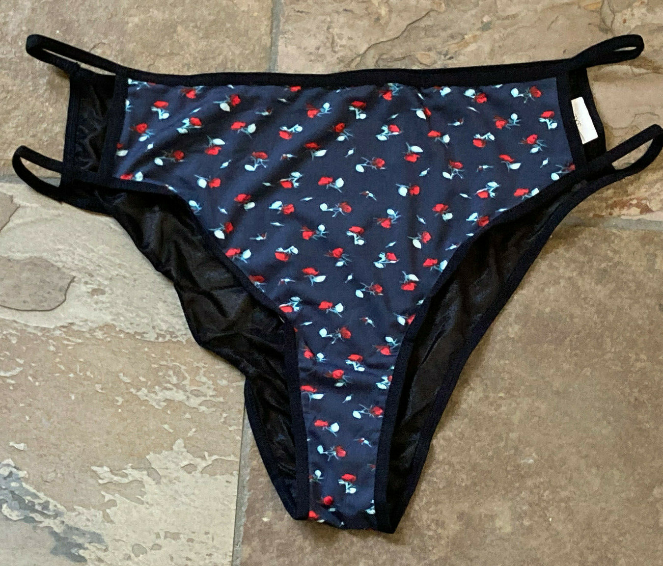Silky Smooth 10/3XL Tiny Sweet Roses Open Sides Hipster Brief Panty #SR95 NWOT