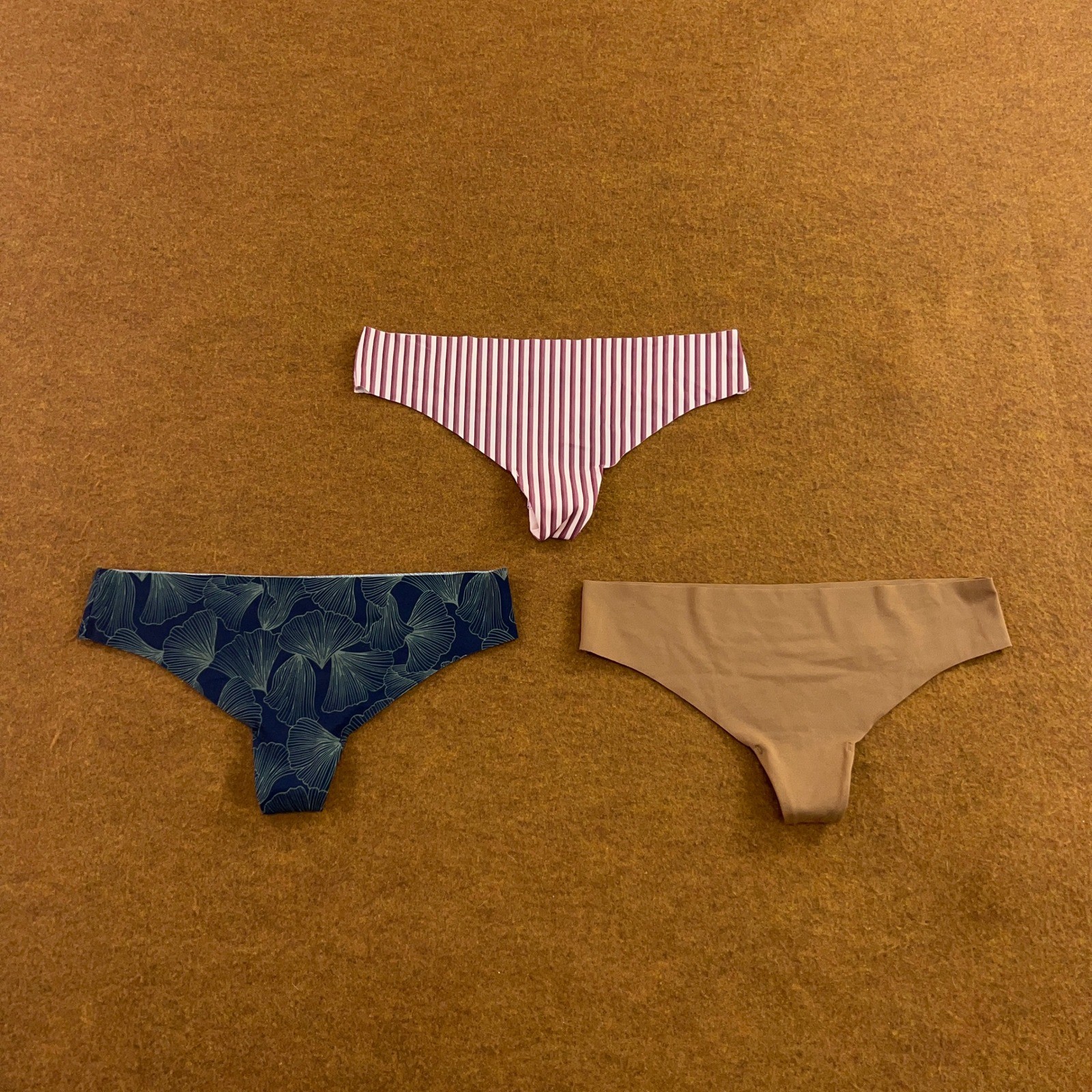 Auden Womens XS Multi Laser Cut Seamless Thong Panty 3 Pack New