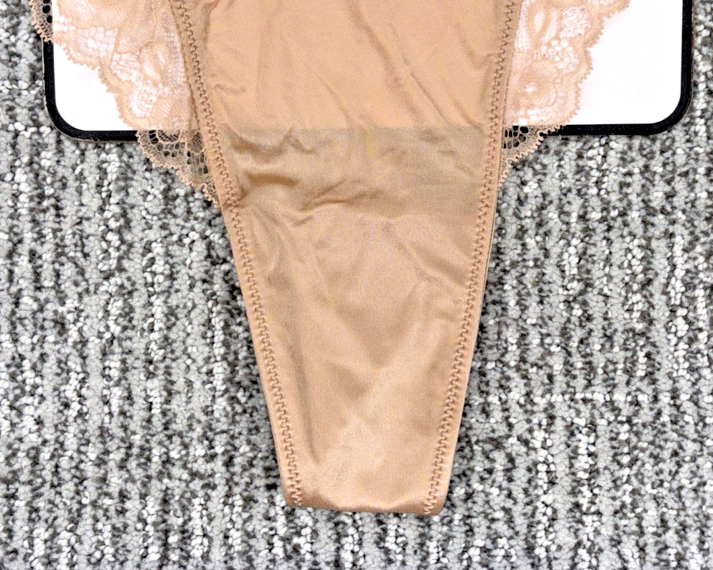 Victoria’s Secret Very Sexy NWT Medium Beige Lace Trim High Leg Thong Panty
