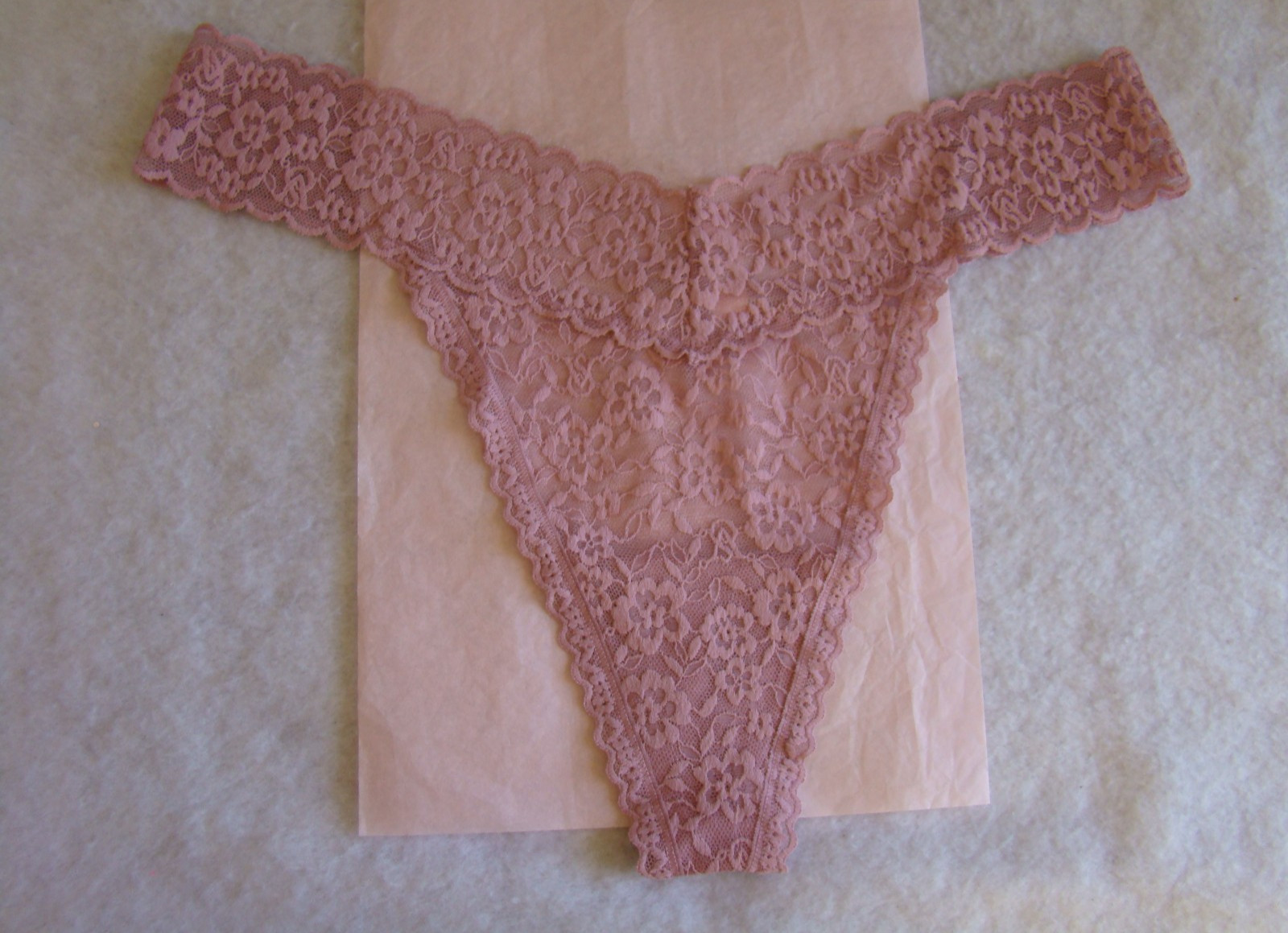New Victoria’s Secret Pink Blush Floral Lace Thong String Panty Size XXL